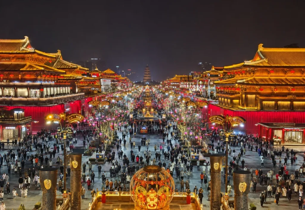 Big Wild Goose Pagoda Tang Paradise and Grand Tang Mall for a Tang Dynasty night experience