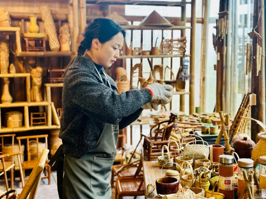 Bamboo Weaving in Chengdu 1